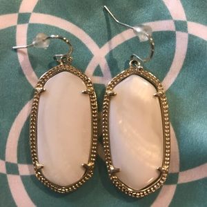 Kendra Scott Pearl White Elle